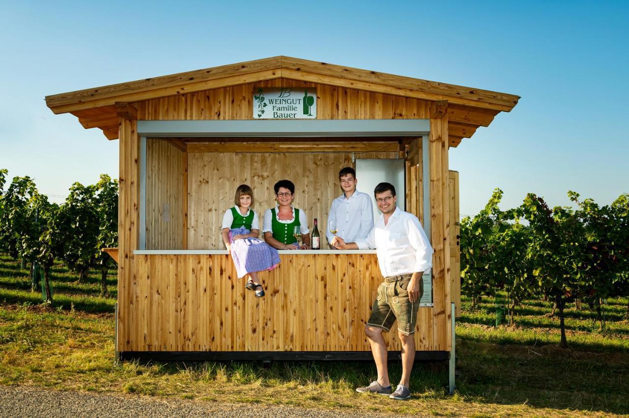 Hotel Weingut Familie Bauer à Grossriedenthal Extérieur photo